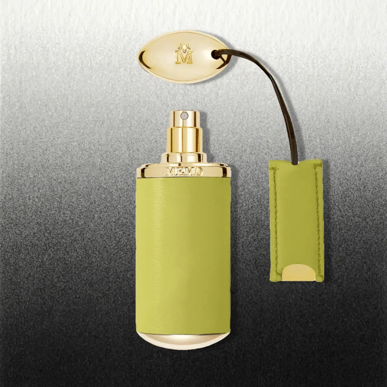 Green light - Travel case | Memo Paris